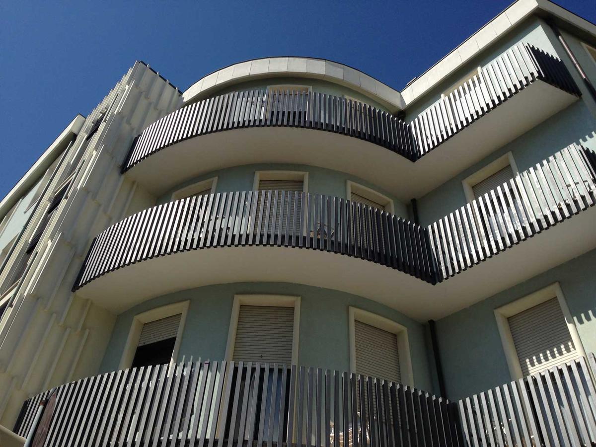 Hotel Arpa リミニ エクステリア 写真